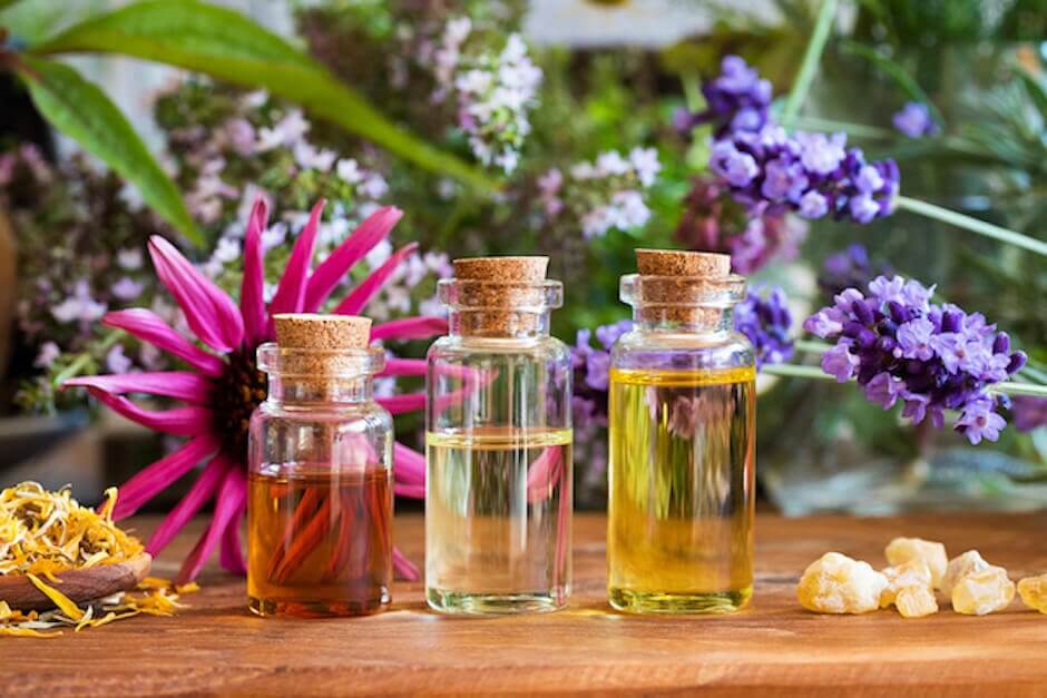 Essential Oil Perfumes 4 Recipes To Replace Your Chemical Fragrances Lindsey Elmore 8313