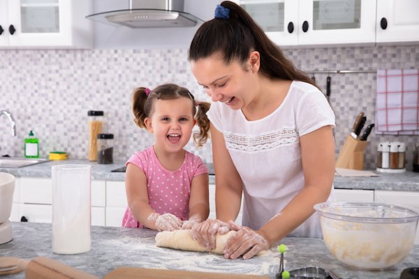 Essential Oil Play Dough - Lindsey Elmore