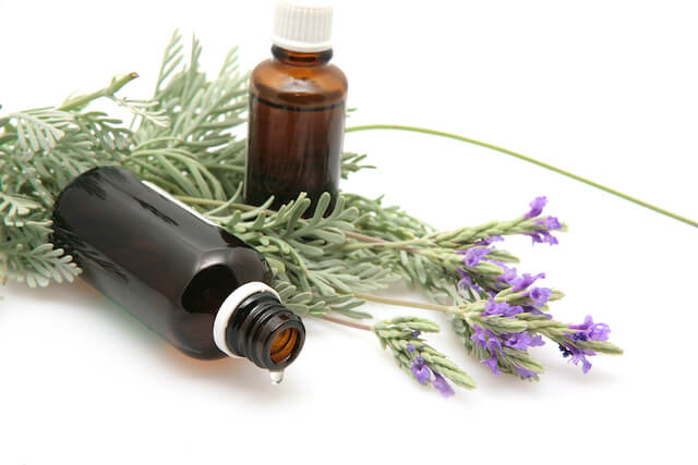 Allergies and Essential Oils: Separating the Fact from the Fiction ...