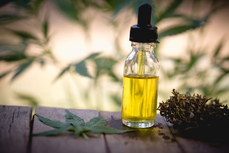 Is CBD an Essential Oil? - Lindsey Elmore